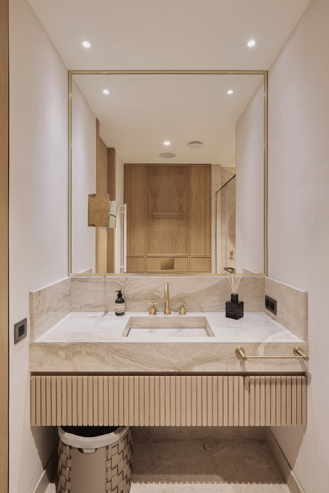 Private Client image 10