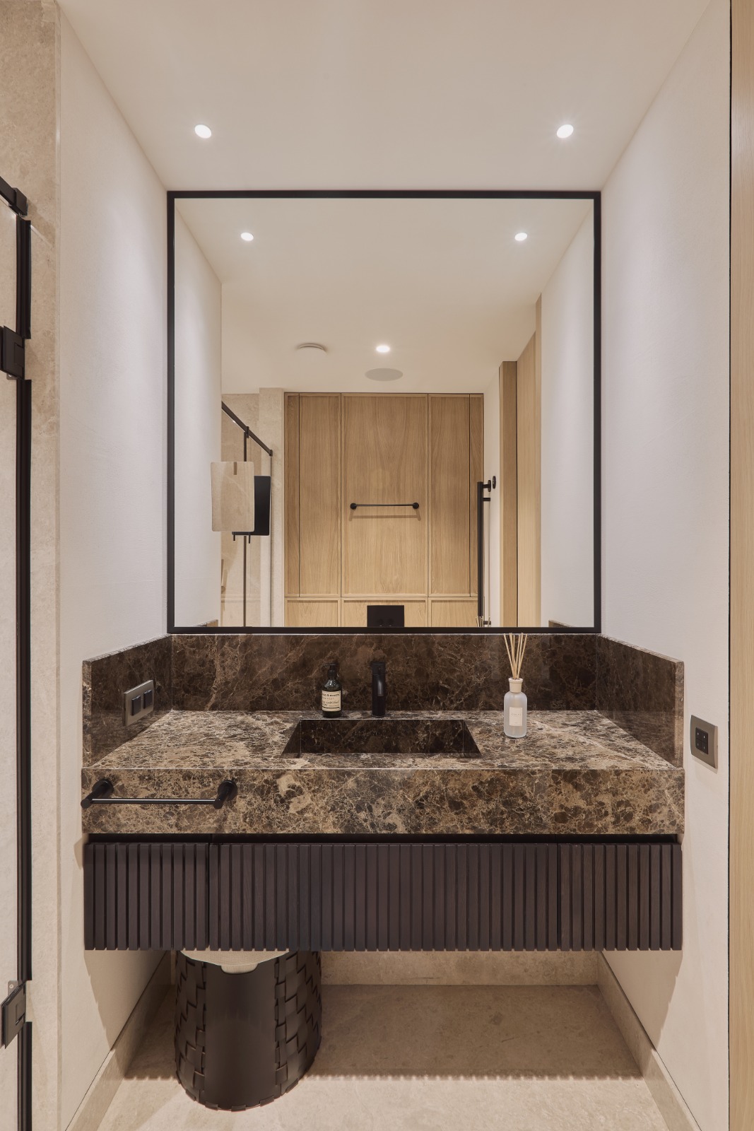 Private Client image 21