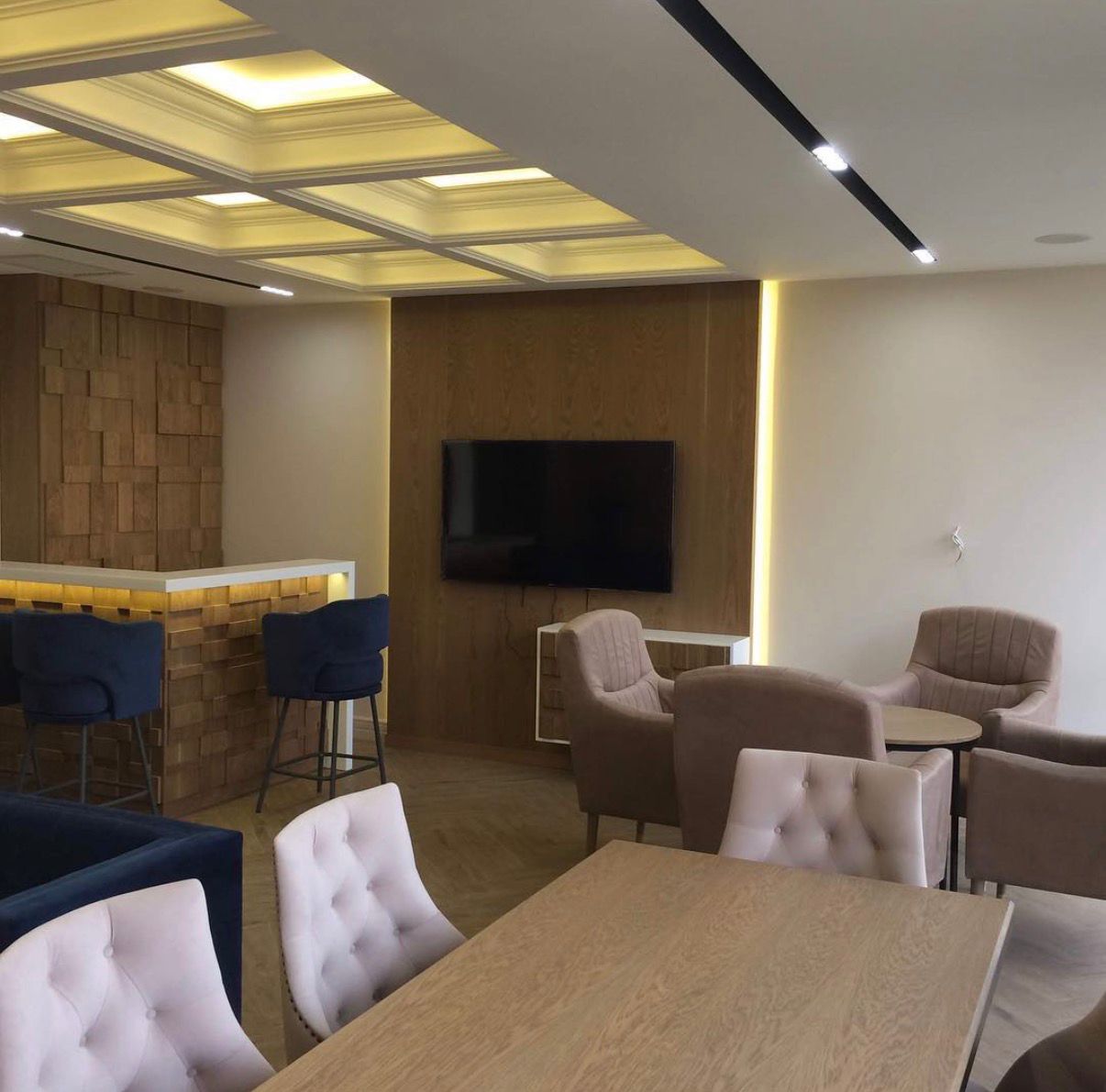 C-Quadrat Ampega Office Renovation image 9
