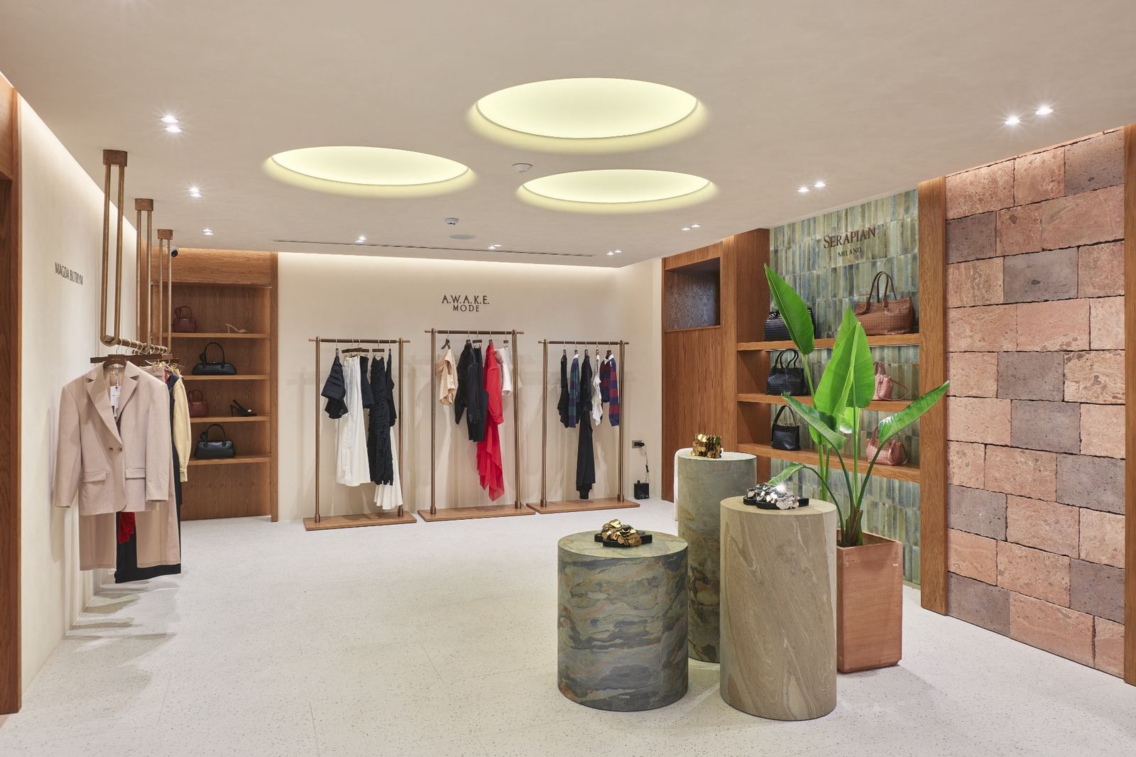 Riena Porter Lifestyle image 27