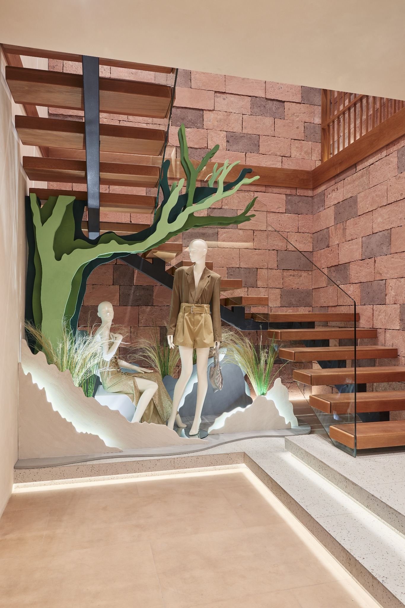 Riena Porter Lifestyle image 29