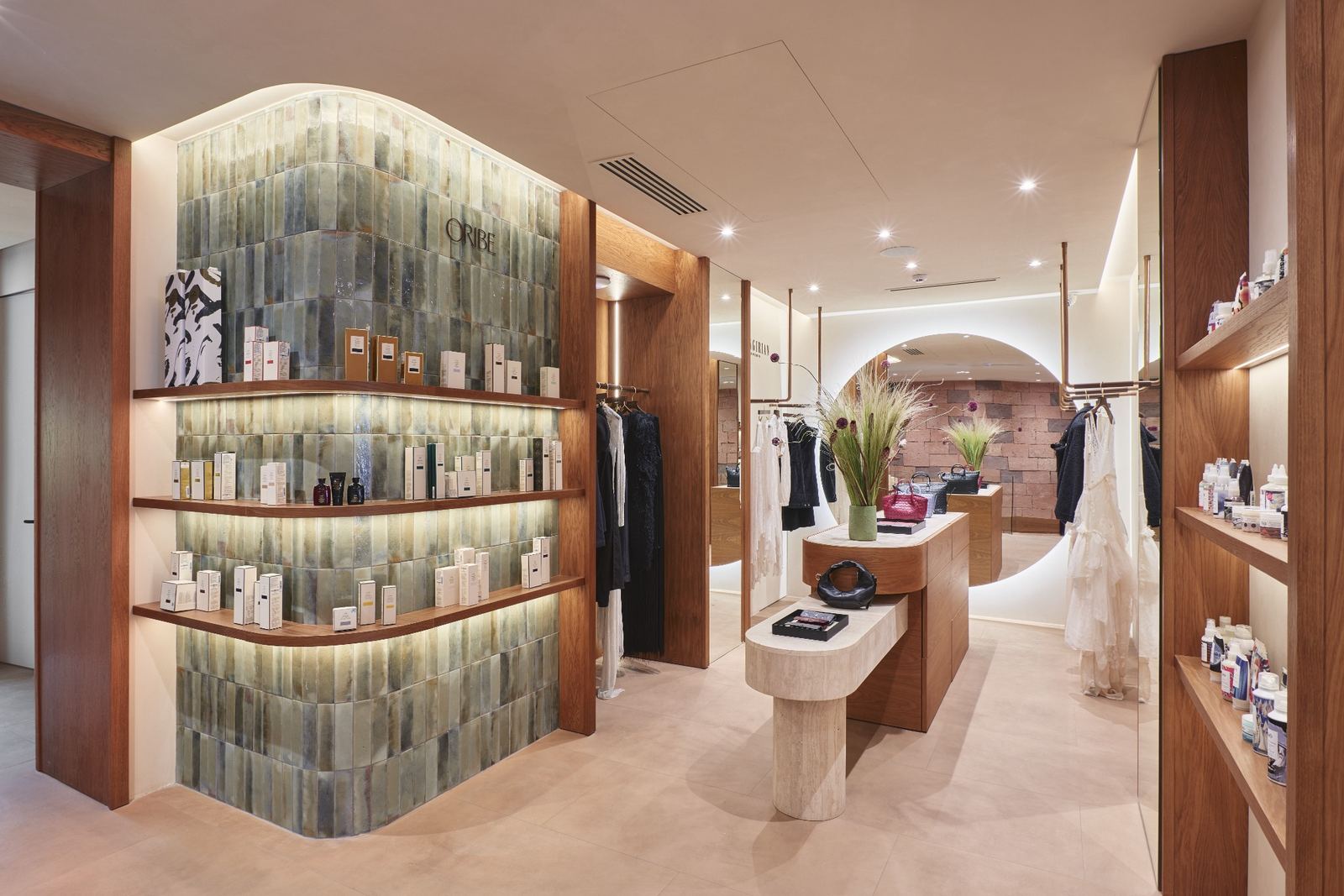 Riena Porter Lifestyle image 32